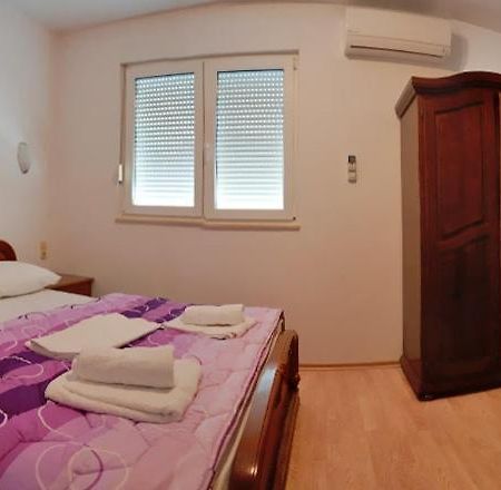 Bed and Breakfast Sobe Medic Medugorje Екстер'єр фото